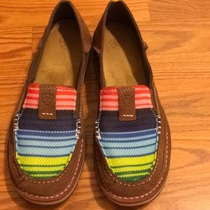 Pristine Ariat Women's Palm Brown Serape Mesh Moc